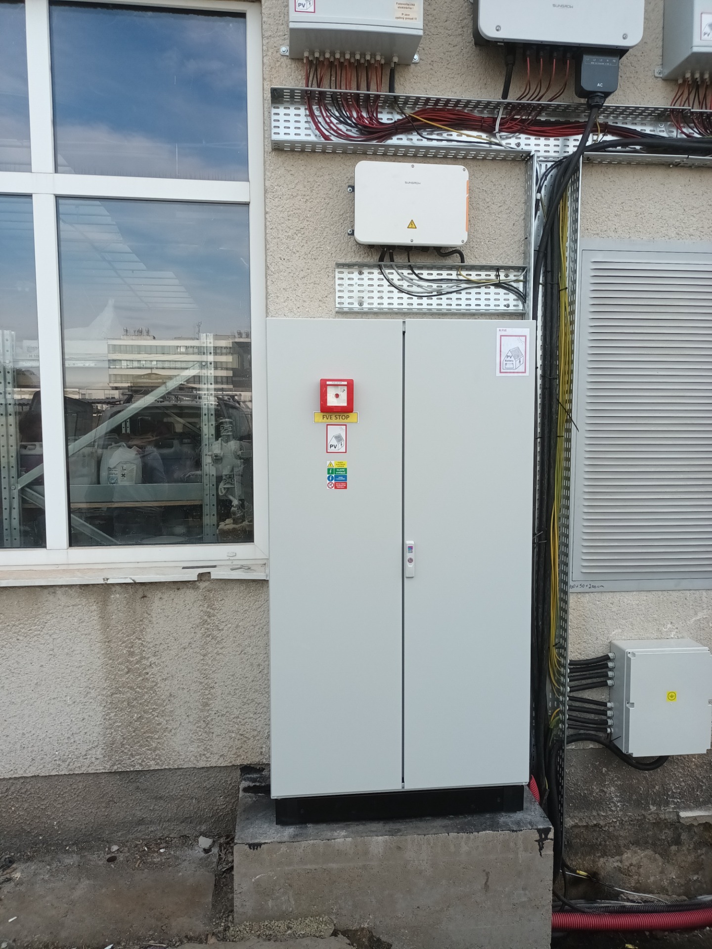 Elektroinstalace AC části FVE TVAR Klatovy