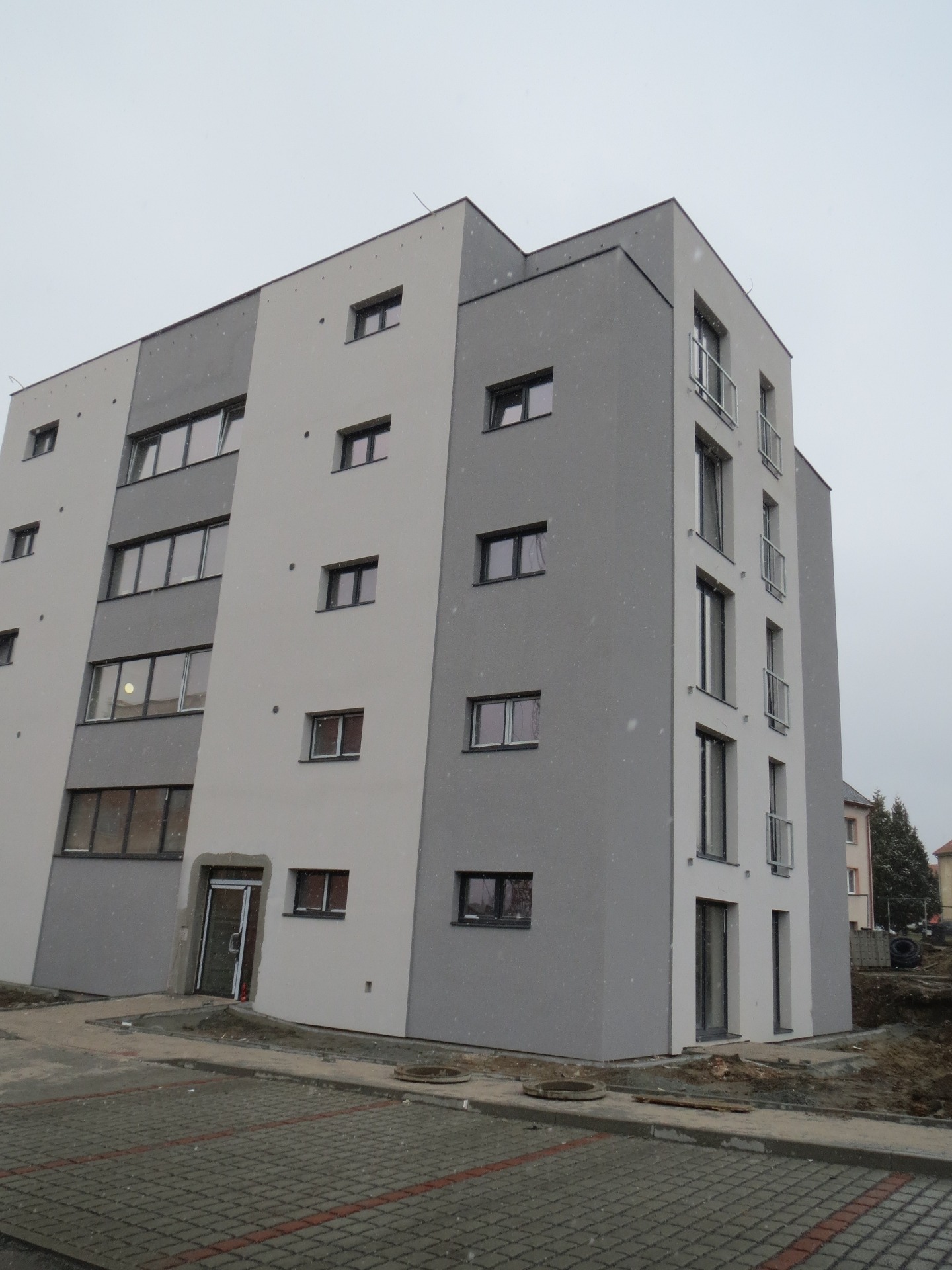 Kompletní elektroinstalace výstavba bytových domů Heřmanova Huť